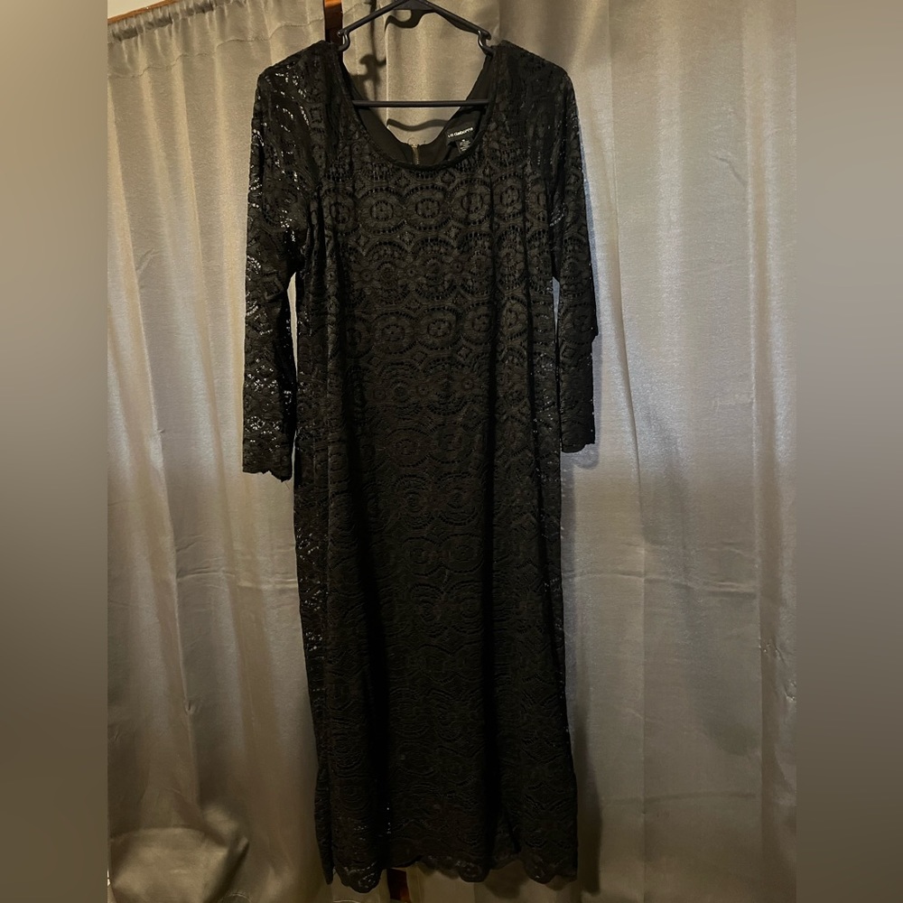 Black lace cocktail dress